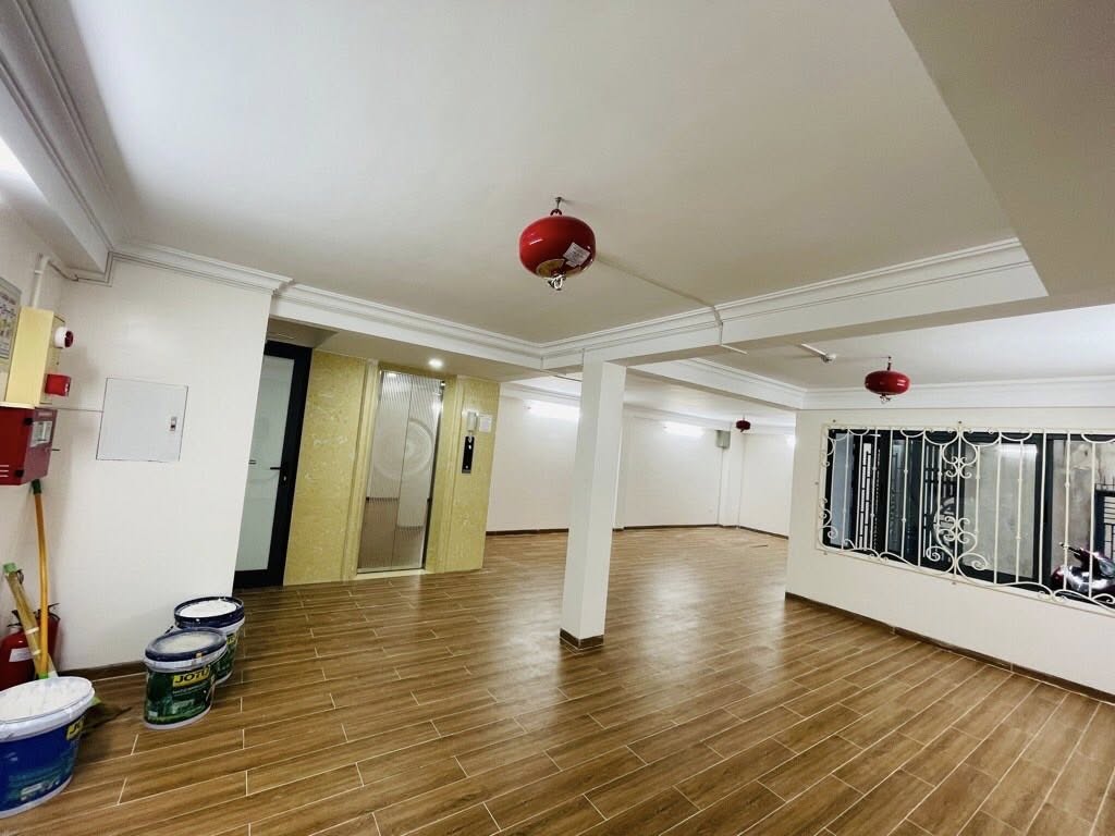 CĂN HỘ CCMN KẾT HỢP KINH DOANH VIEW HỒ TÂY - 3MẶT THOÁNG - NGÕ THÔNG - 62M -22 Tỷ.